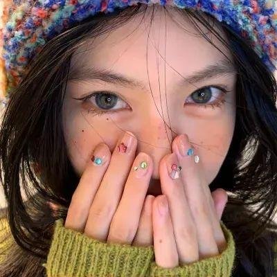天才：黑色石榴石